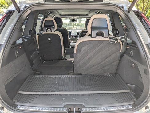 New 2026 Volvo XC90 B5 Plus image 13