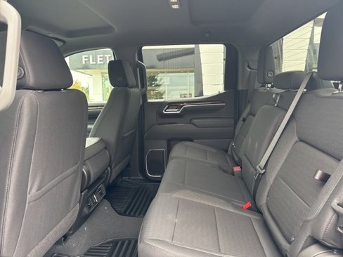 New 2026 GMC Sierra 1500 Elevation image 13