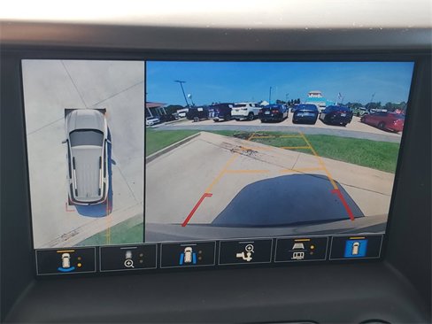 Used 2023 GMC Acadia AT4 w/ Technology Package image 23