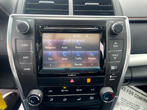 Used 2017 Toyota Camry SE image 15