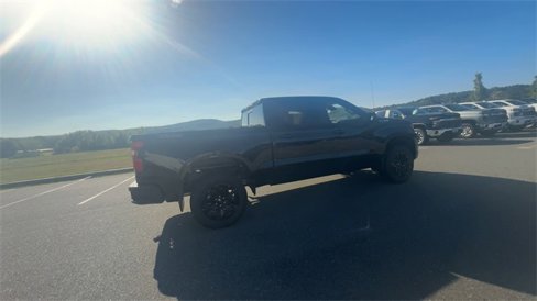 New 2026 Chevrolet Silverado 1500 LT Trail Boss w/ Convenience Package II image 3