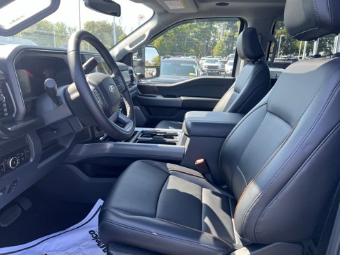 Used 2025 Ford F250 Lariat w/ Lariat Ultimate Package image 45