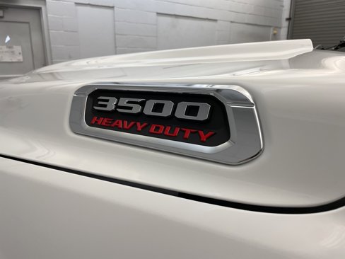 New 2026 RAM 3500 Longhorn image 12