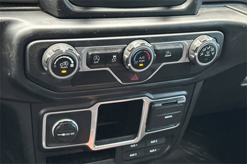 Used 2021 Jeep Wrangler Unlimited Sport image 24