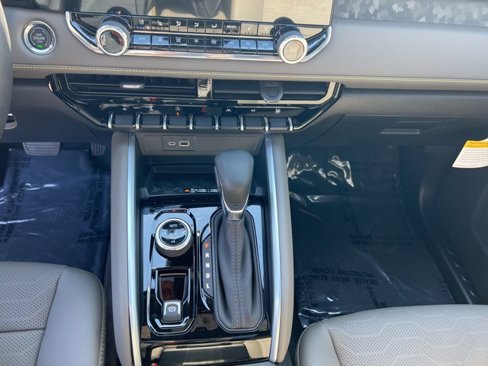 New 2026 Chevrolet Colorado ZR2 w/ Technology Package image 11