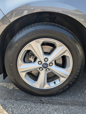 Used 2020 Ford Edge SE image 10