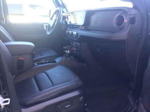 New 2025 Jeep Gladiator Rubicon image 19