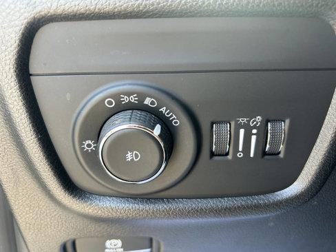 Used 2022 Jeep Grand Cherokee Trailhawk image 18