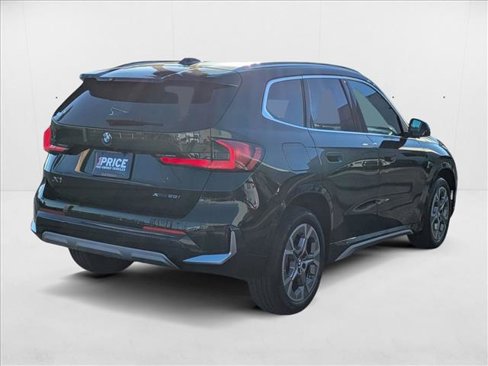 Used 2025 BMW X1 xDrive28i w/ Technology Package image 5