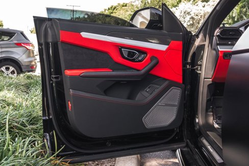 Used 2021 Lamborghini Urus image 33
