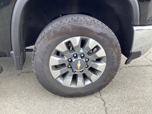 Certified 2025 Chevrolet Silverado 2500 LT w/ Texas Edition image 9