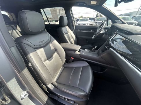 Certified 2025 Cadillac XT6 Premium Luxury image 29