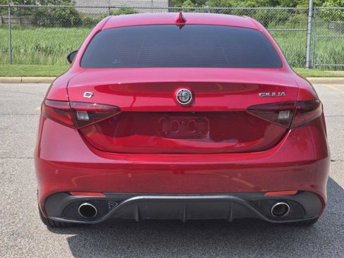 Used 2019 Alfa Romeo Giulia Ti Sport w/ Quick Order Package 22S Sport image 22
