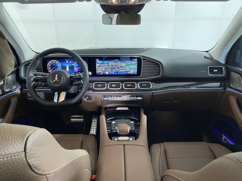 New 2025 Mercedes-Benz GLS 580 4MATIC image 15