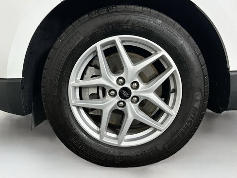 Used 2023 Ford Edge SEL image 11