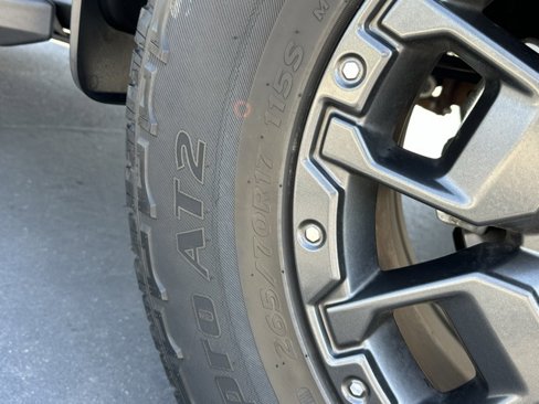 Used 2023 Nissan Frontier PRO-4X w/ Pro-4X Premium Package image 18
