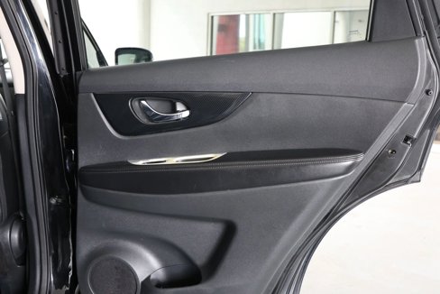 Used 2018 Nissan Rogue SL image 20