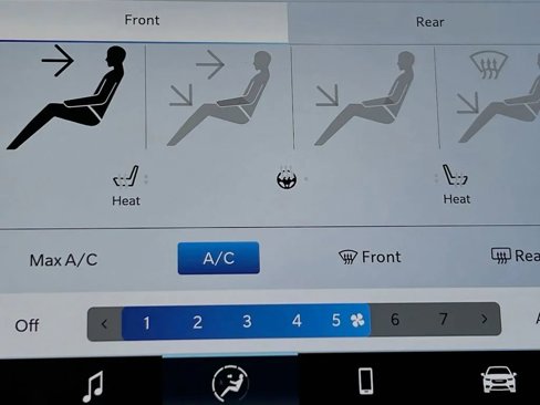 New 2026 Chrysler Pacifica Select image 20