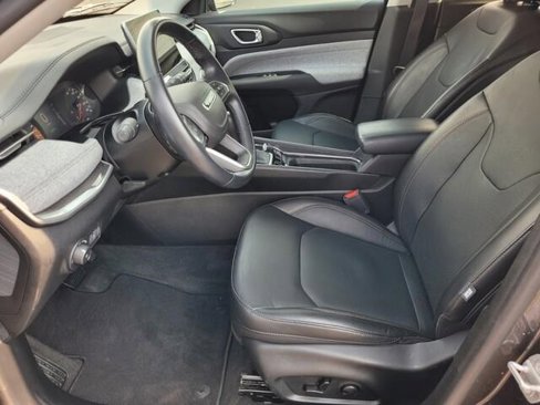 Used 2022 Jeep Compass Latitude image 30