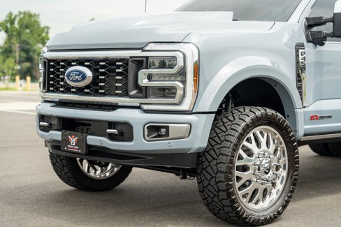 Used 2024 Ford F450 Platinum w/ FX4 Off-Road Package image 17