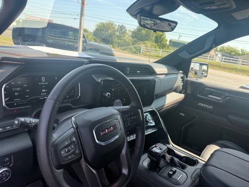 Used 2024 GMC Sierra 1500 AT4 w/ Technology Package image 12
