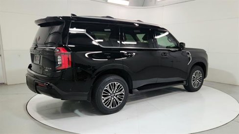 New 2026 Nissan Armada Platinum image 8