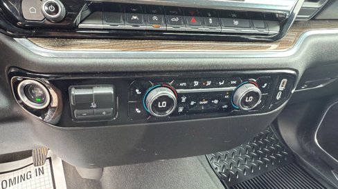 Used 2025 Chevrolet Silverado 1500 LT image 18