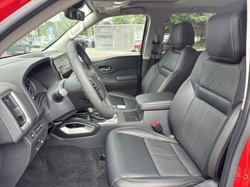 New 2025 Nissan Frontier SL image 4