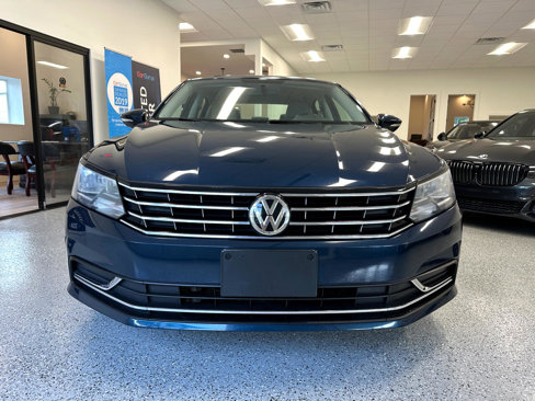 Used 2019 Volkswagen Passat Wolfsburg Edition image 11