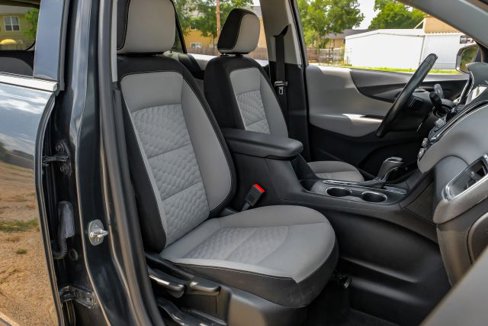 Used 2020 Chevrolet Equinox LT image 38
