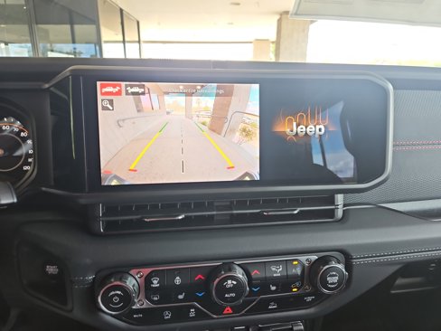 New 2025 Jeep Gladiator Rubicon image 29
