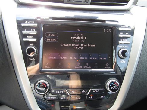 Used 2020 Nissan Murano S w/ Technology Package image 17