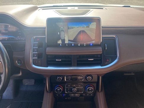 Used 2022 Chevrolet Suburban High Country image 21
