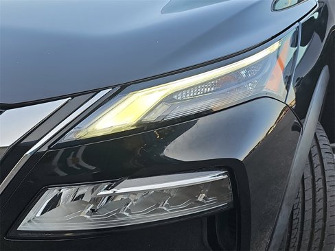 Used 2023 Nissan Rogue SL w/ SL Premium Package image 31