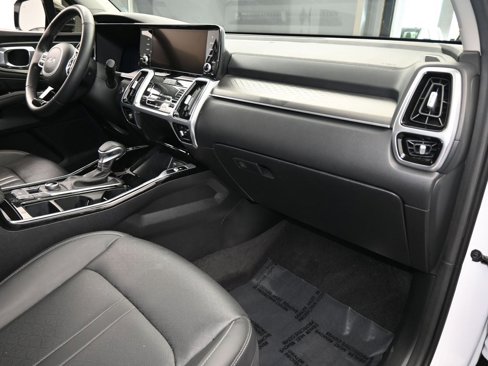 Used 2023 Kia Sorento SX image 51