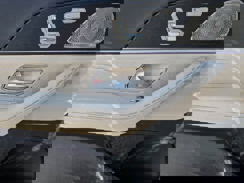 New 2026 Mercedes-Benz GLS 450 4MATIC image 31