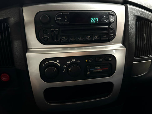Used 2005 Dodge Ram 1500 Truck 2WD Quad Cab image 85