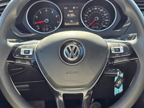 Used 2021 Volkswagen Tiguan S image 24