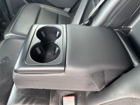 Certified 2023 Ford Explorer XLT w/ Equipment Group 202A image 18
