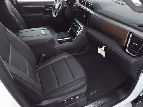New 2025 GMC Sierra 3500 Denali w/ Denali Reserve Package image 41