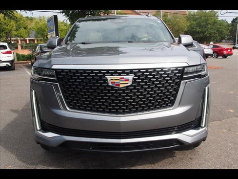 Used 2021 Cadillac Escalade ESV Premium Luxury w/ LPO, Illumination Package image 8