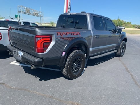 Used 2025 Ford F150 Raptor image 3