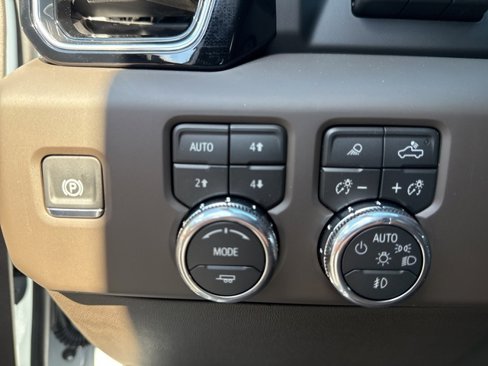 New 2026 GMC Sierra 1500 Denali image 3