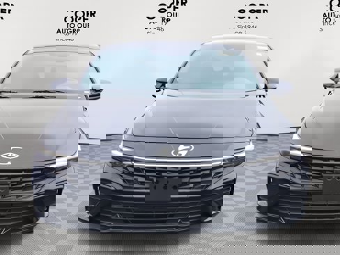 New 2025 Hyundai Elantra Sport image 2