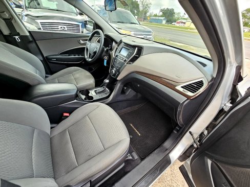 Used 2017 Hyundai Santa Fe Sport image 19
