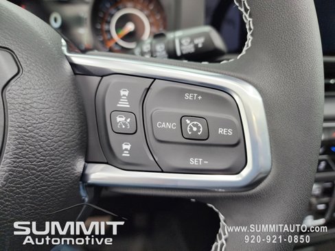 New 2025 Jeep Wrangler Sahara w/ Technology Group image 18