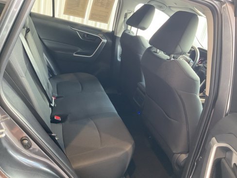 Used 2024 Toyota RAV4 LE image 19
