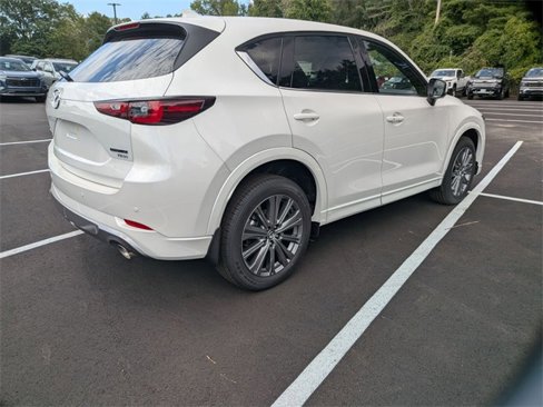 New 2025 MAZDA CX-5 Signature image 3