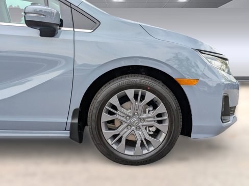 New 2026 Honda Odyssey Touring image 12