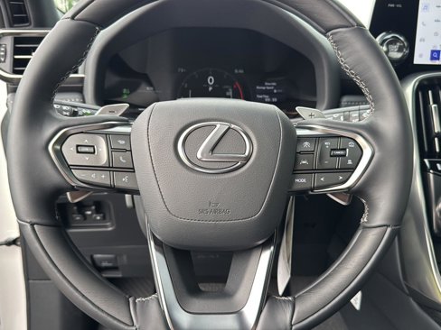 New 2025 Lexus LX 600 4WD w/ Luxury Package image 18